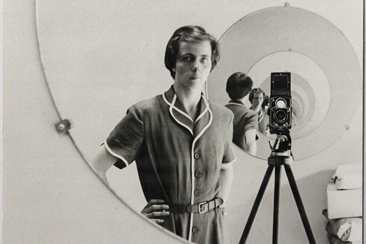 Self-portrait in round mirror © Vivian Maier, Courtesy of the Estate of Vivian Maier