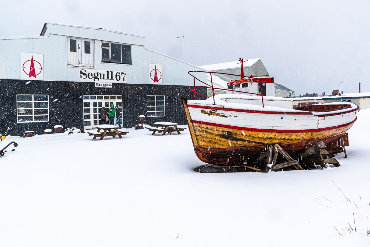 Coole Location im Norden von Island. Segull 67 gehört zu den Indipendent Craft Brewers of Iceland (ICBI) / © Foto: Georg Berg