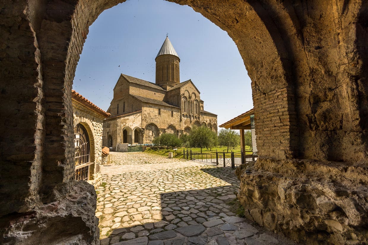 Der Dom im orthodoxen Alawerdi-Kloster ist die drittgrößte Kirche Georgiens.  / © Foto: Georg Berg